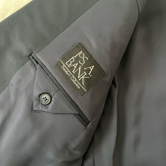 Jos. A. Bank Suit - Traveler’s Collection - Tailored fit - Picture 5 of 12